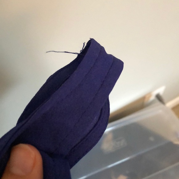 Tobi Blue Cropped Tank Top Blouse - Picture 6 of 8